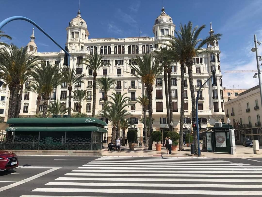 Casaturis Rambla Mendez Nunez En El Corazon De Alicante A109 외부 사진